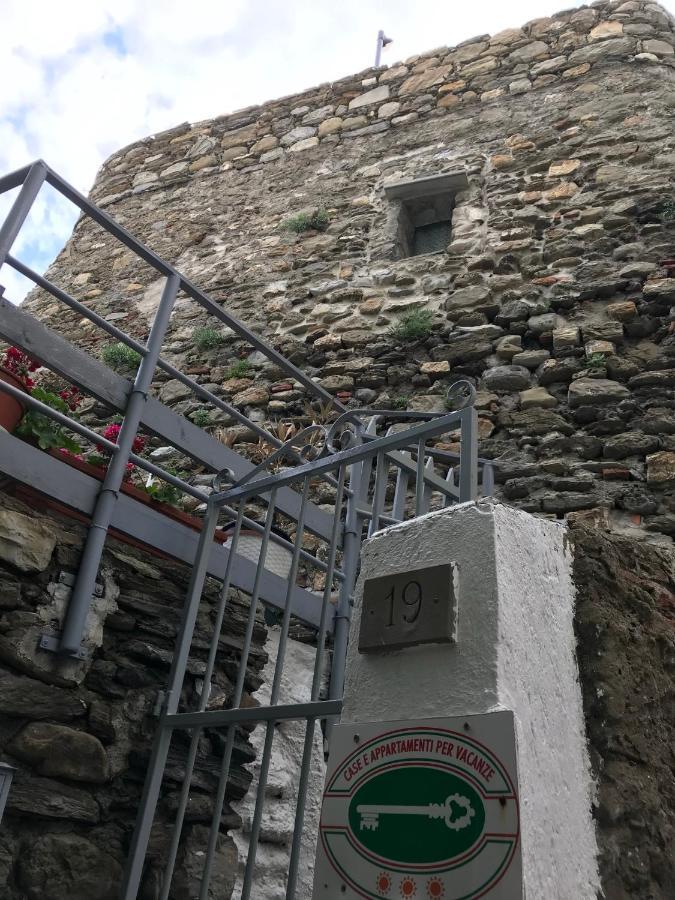 La Marina Tower Apartment With Private Sea View Terrace Vernazza Exterior foto